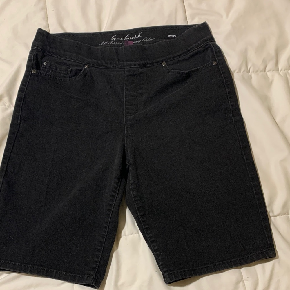 Gloria Vanderbilt size 10 Avery Long Women's Black Denim Shorts